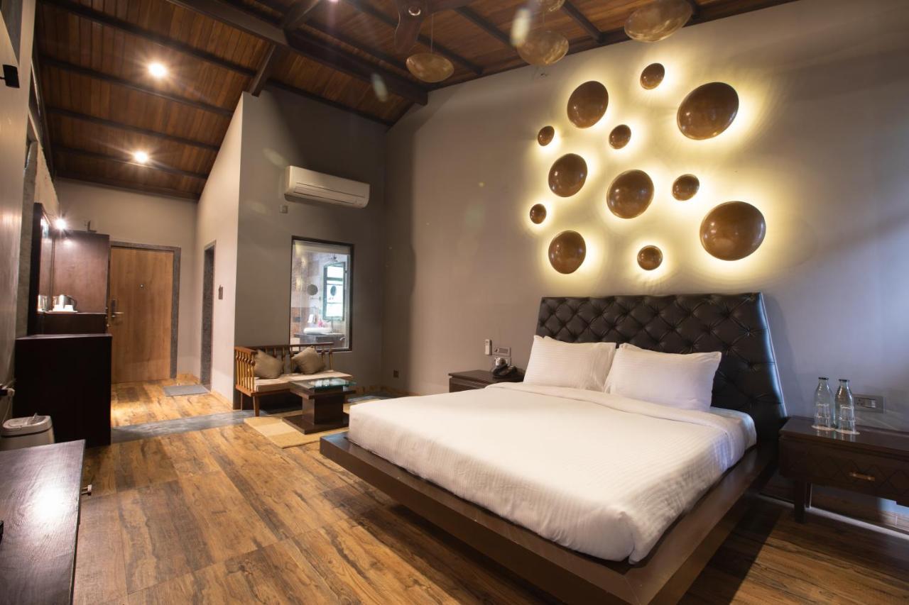 Encore A Boutique Resort Mulshi Εξωτερικό φωτογραφία