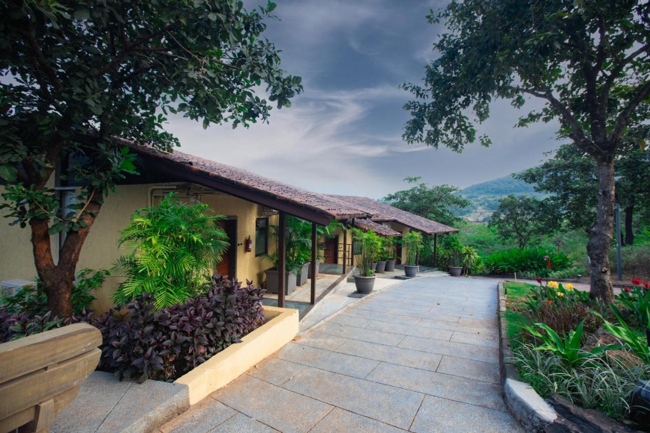 Encore A Boutique Resort Mulshi Εξωτερικό φωτογραφία